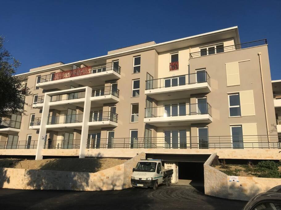 Superbe Appartement 3 Chambres A Grasse Exterior photo